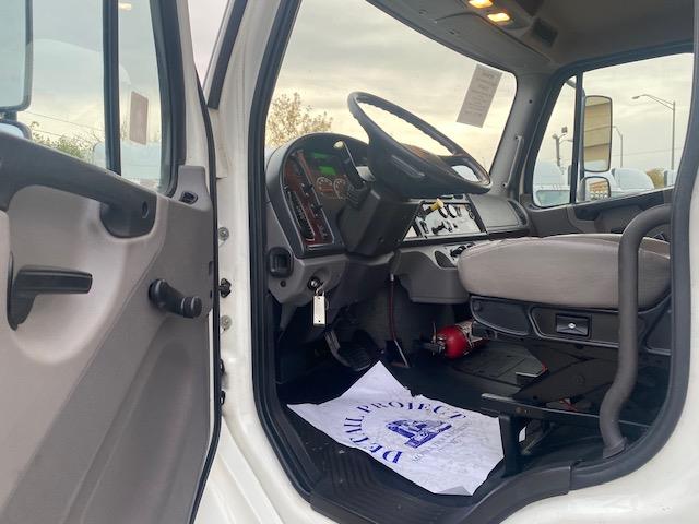 2019 Freightliner Business Class M2 106-16