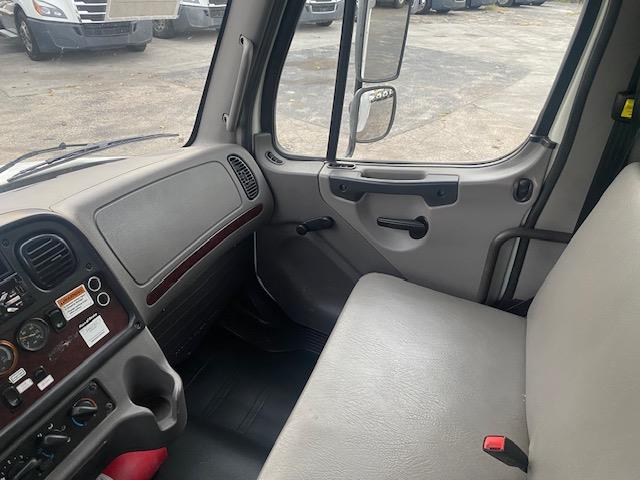 2019 Freightliner Business Class M2 106-22