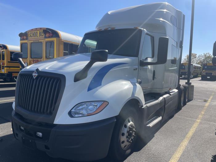 2021 International LT625-1