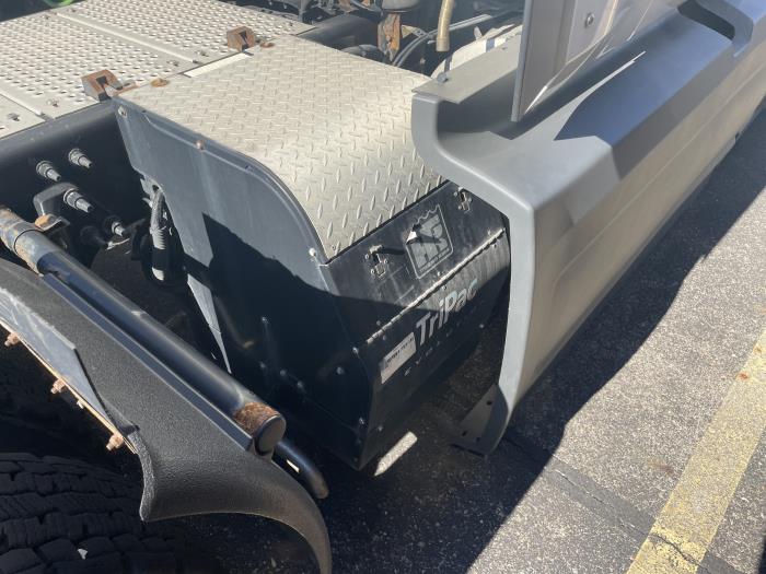 2021 International LT625-3