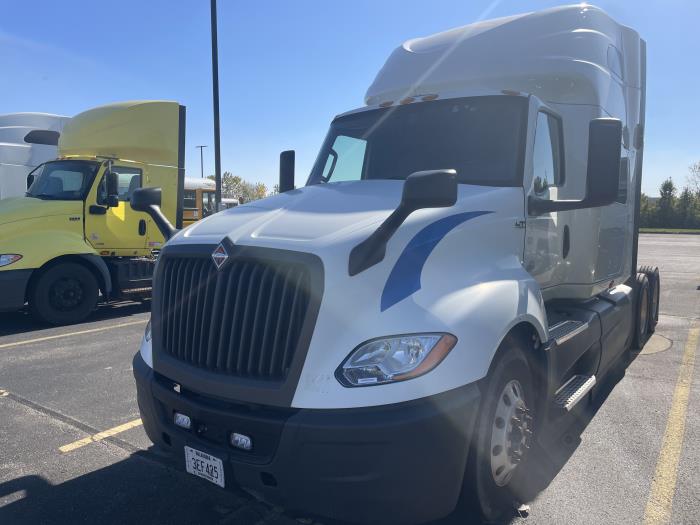 2021 International LT625-1