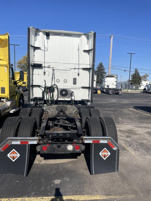 2021 International LT625-4