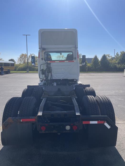 2019 International LT625-4