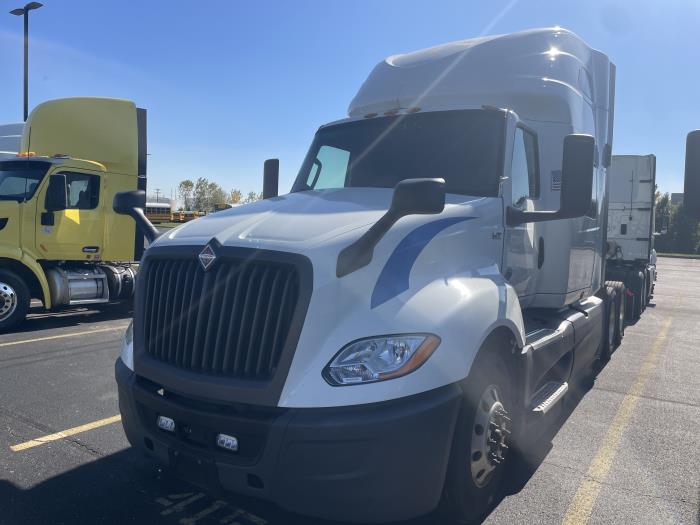 2021 International LT625-1