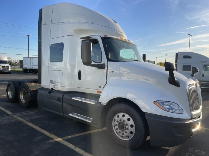 2022 International LT625-3