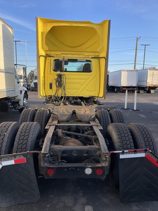 2020 International RH613-4