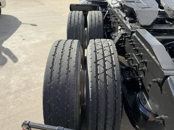 2020 Peterbilt 567-11