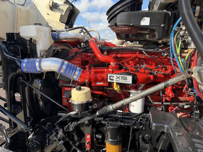 2020 Peterbilt 567-15