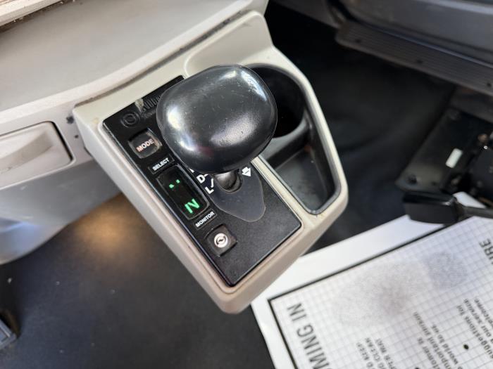 2020 Peterbilt 567-28