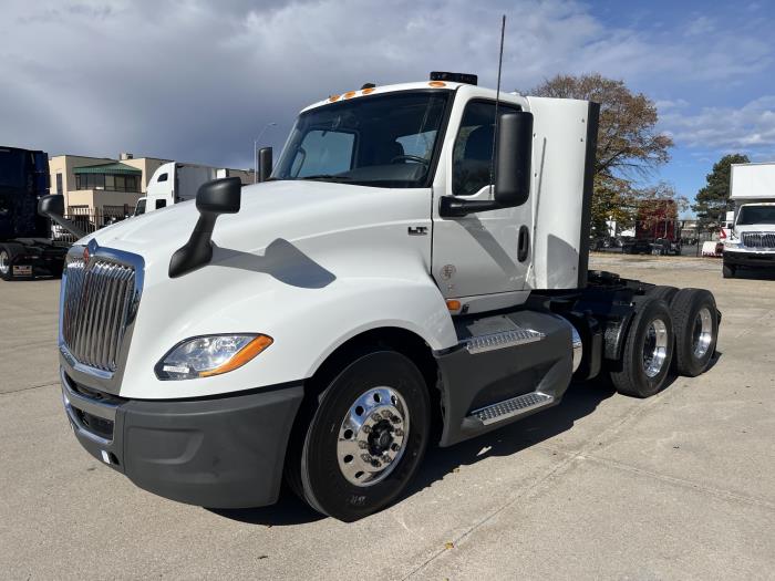 2020 International LT625-1