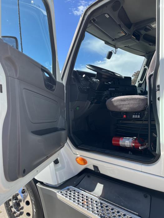 2020 International LT625-10