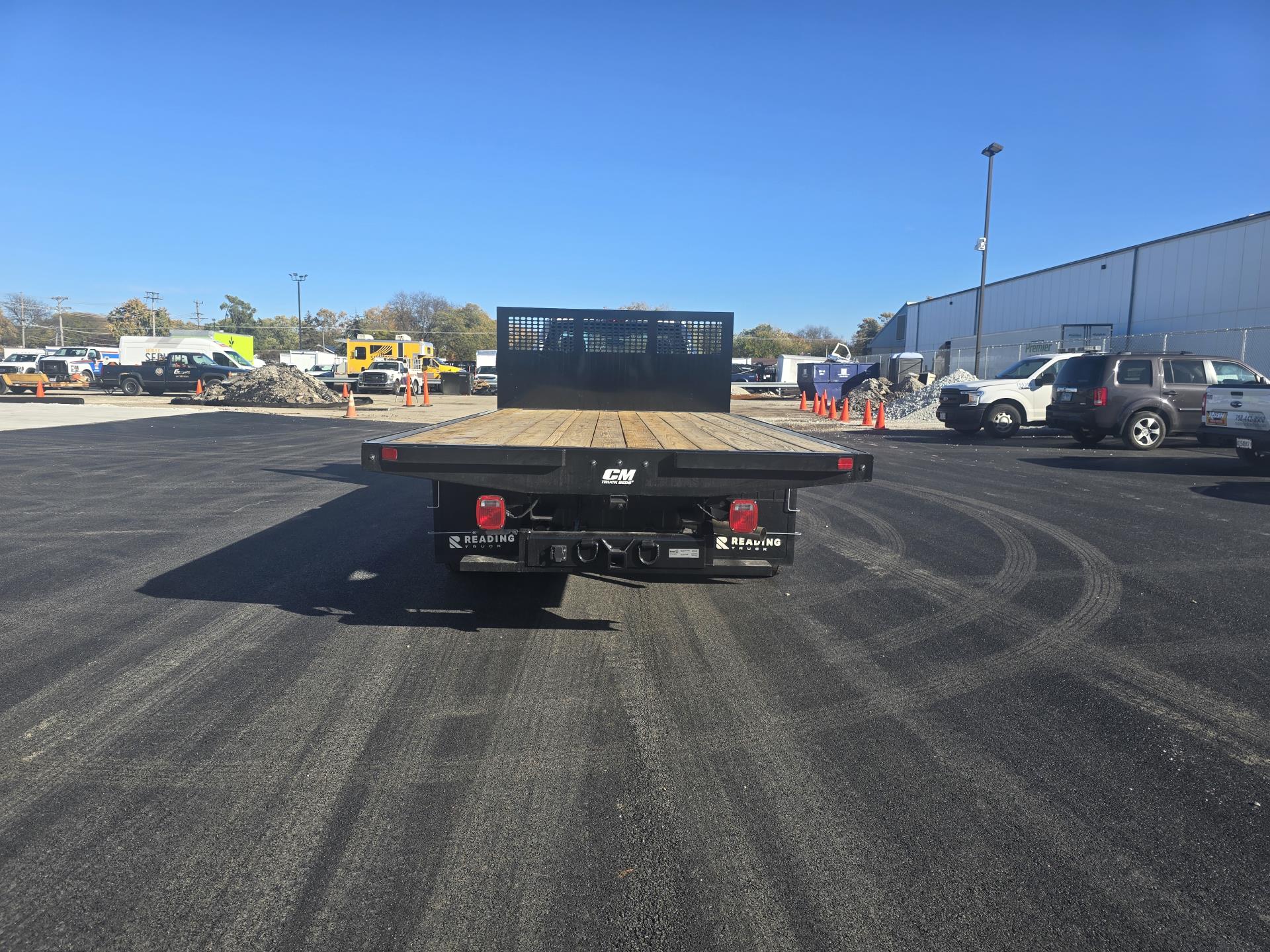 New 2026 Ford F-550 Regular Cab Flatbed Truck for sale #1958432 - photo 5