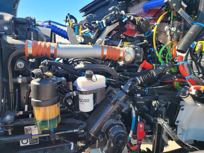 2026 Peterbilt 548-7