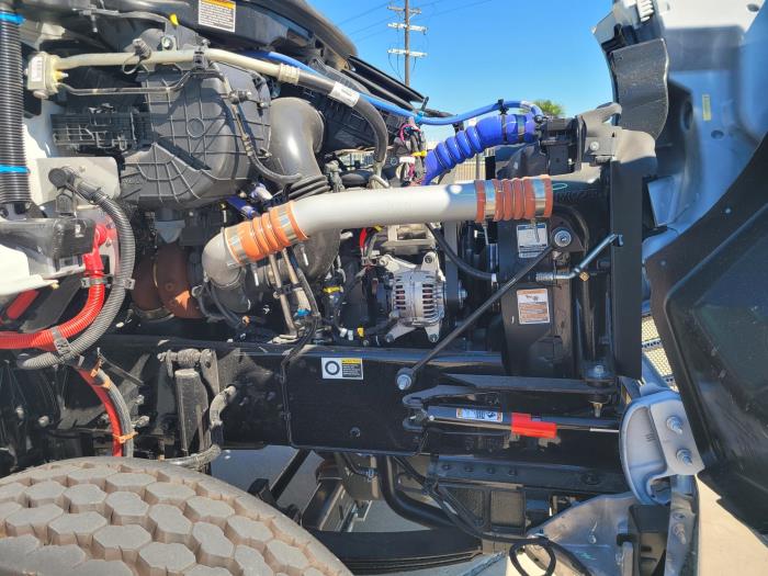 2026 Peterbilt 548-10