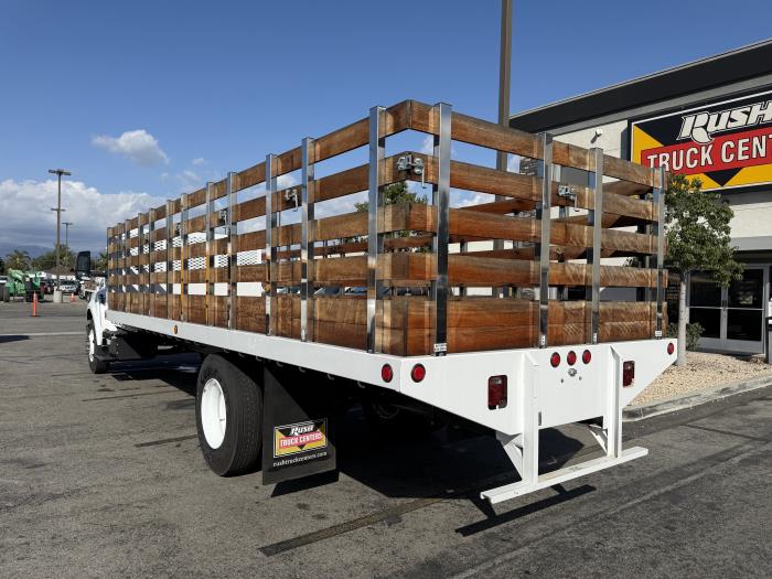 2026 Ford F-650 photo 3