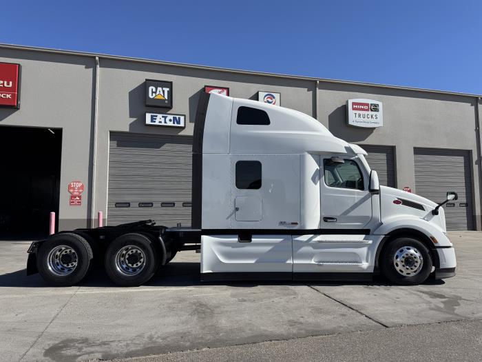 2026 Peterbilt 579-4