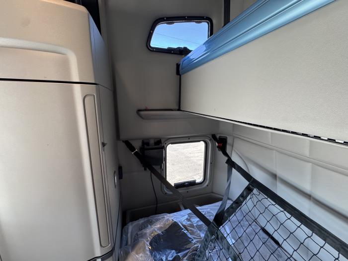 2026 Peterbilt 579-25