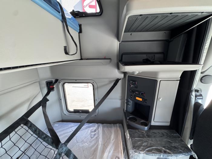 2026 Peterbilt 579-26