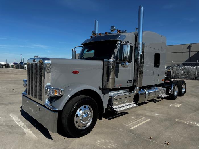 2026 Peterbilt 589-1