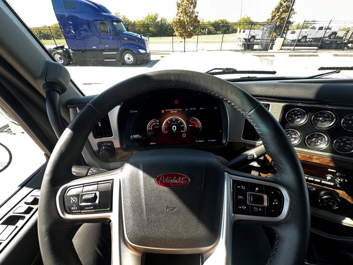 2026 Peterbilt 589-22