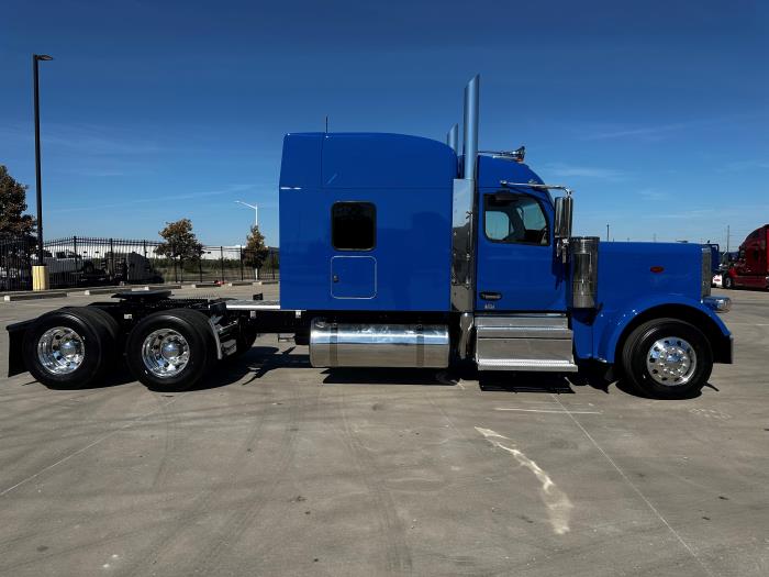 2026 Peterbilt 589-4