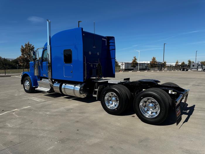2026 Peterbilt 589-7