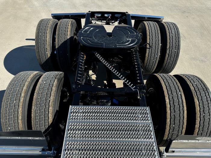 2026 Peterbilt 589-11