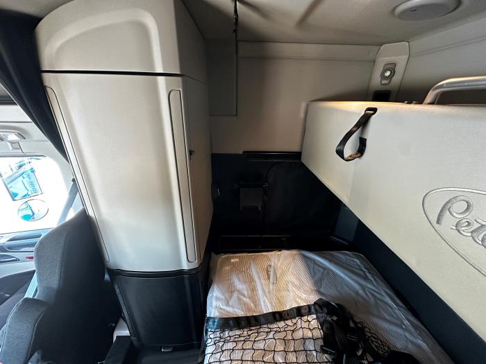 2026 Peterbilt 589-25