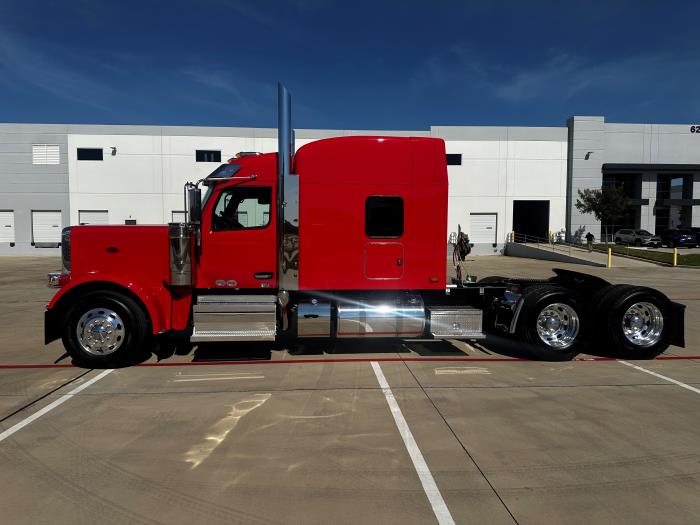 2026 Peterbilt 589-8