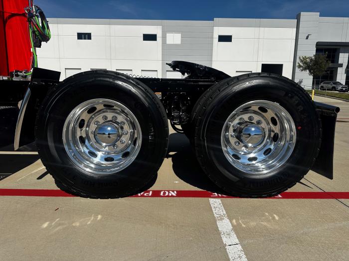 2026 Peterbilt 589-14