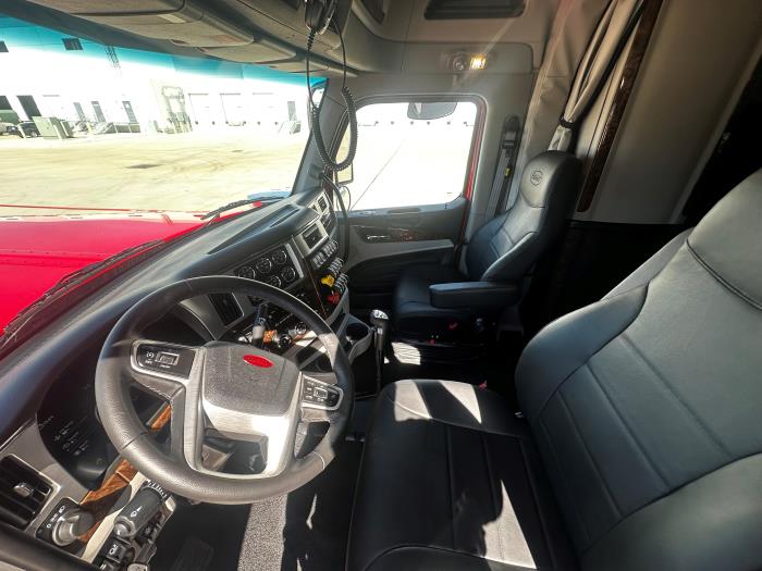 2026 Peterbilt 589-23