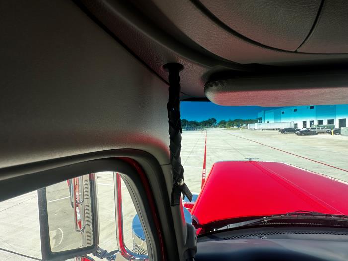 2026 Peterbilt 589-28