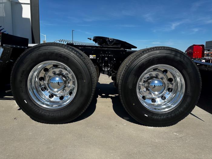 2026 Peterbilt 579-10