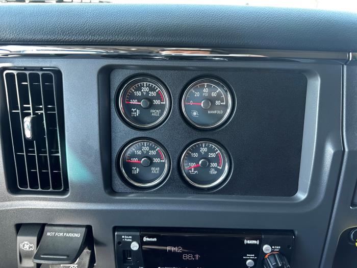 2026 Peterbilt 579-18