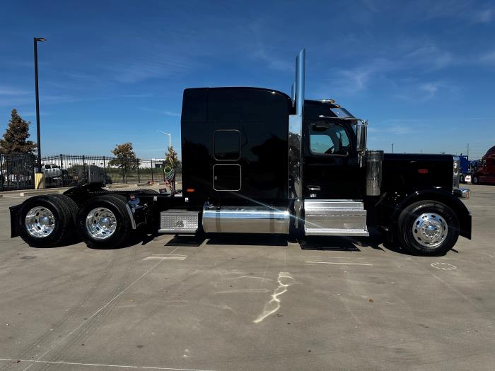 2026 Peterbilt 589-4