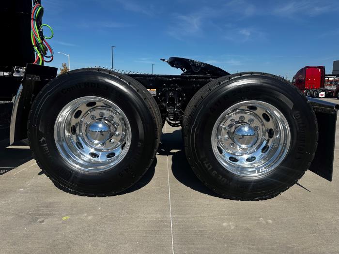 2026 Peterbilt 589-13