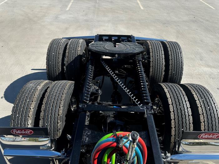 2026 Peterbilt 589-14