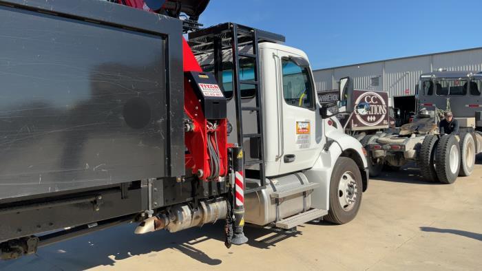 2025 Peterbilt 536-4