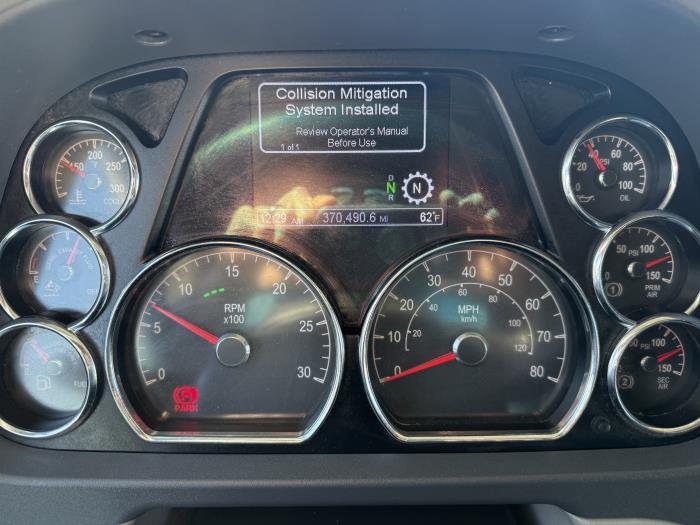 2022 Peterbilt 579-2