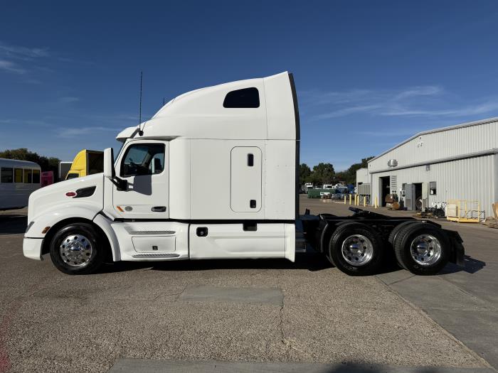 2022 Peterbilt 579-39
