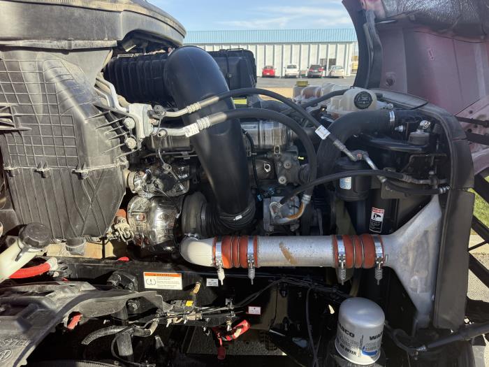 2022 Freightliner Cascadia-26