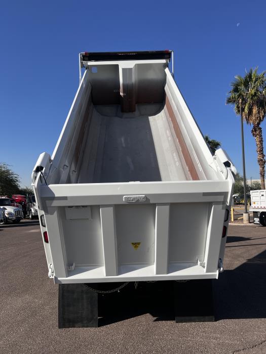 2026 Peterbilt 567-6