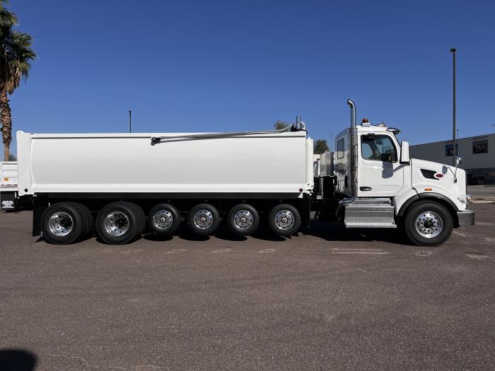 2026 Peterbilt 567-9