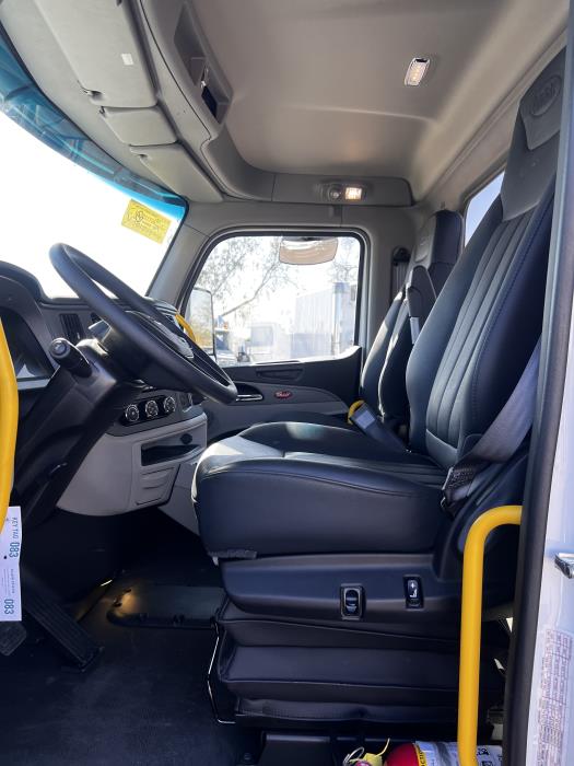 2026 Peterbilt 567-16