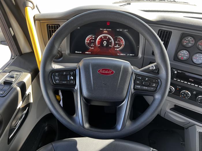 2026 Peterbilt 567-17