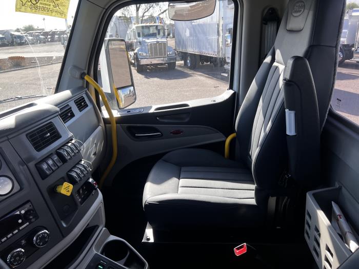 2026 Peterbilt 567-24