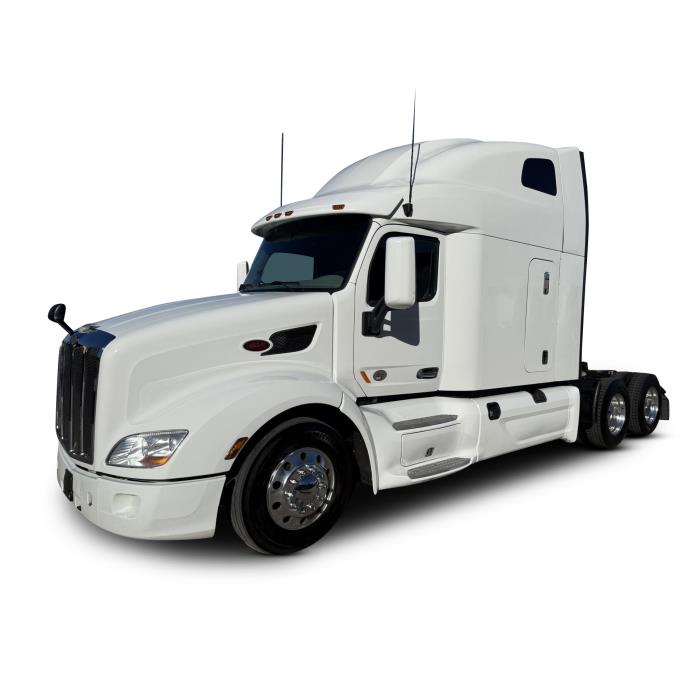 2022 Peterbilt 579-0