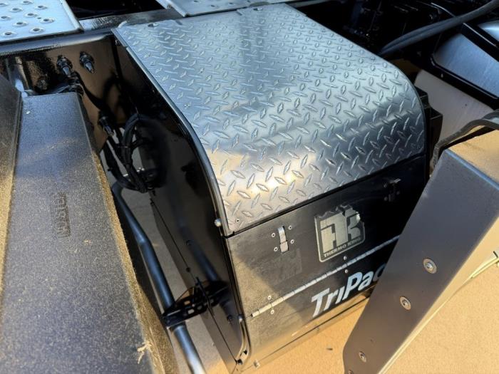 2023 Freightliner Cascadia-20