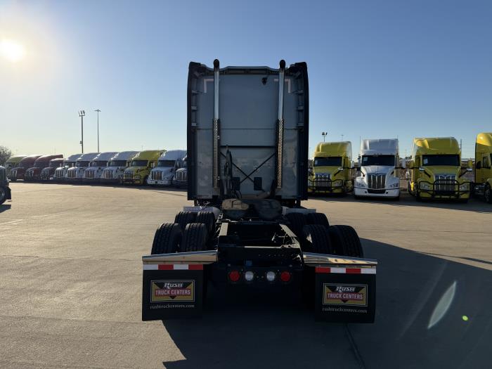 2024 Kenworth T680-4