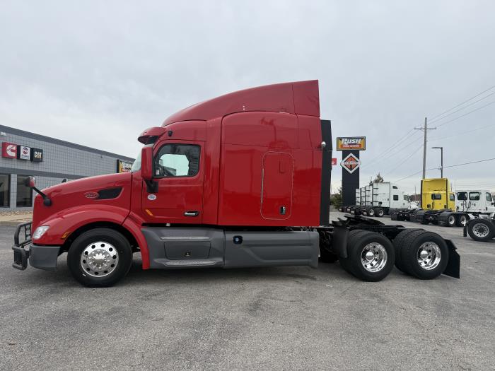 2021 Peterbilt 579-3
